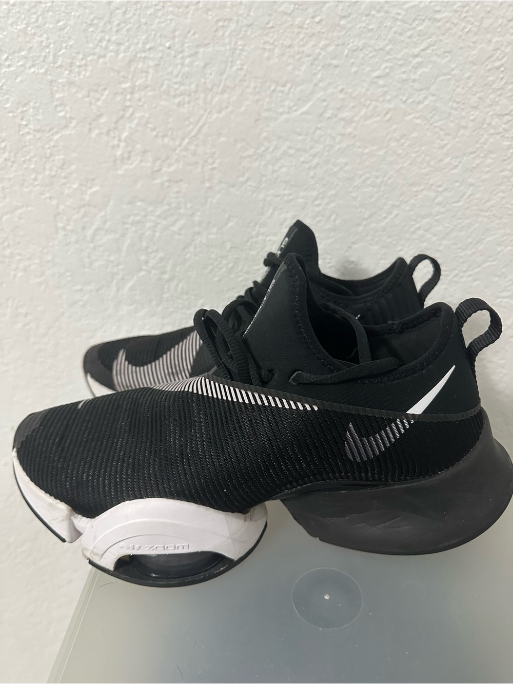 Nike air zoom SuperRep black and white